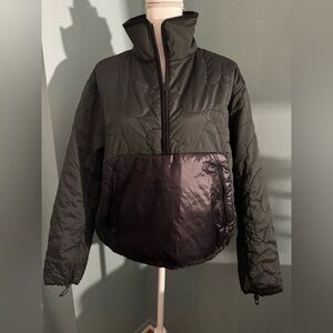 EUC lululemon athletica Two-Tone Mixed Media Puffer Quarter Zip Jacket 8 Medium